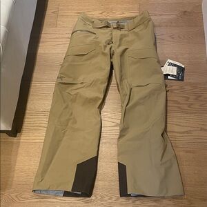 Arc'teryx Men's Canvas ski Pants medium